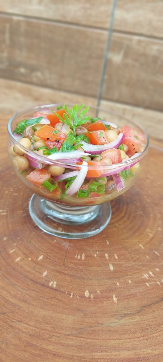 Figura 10 -  Salada morna de Feijão-guandu